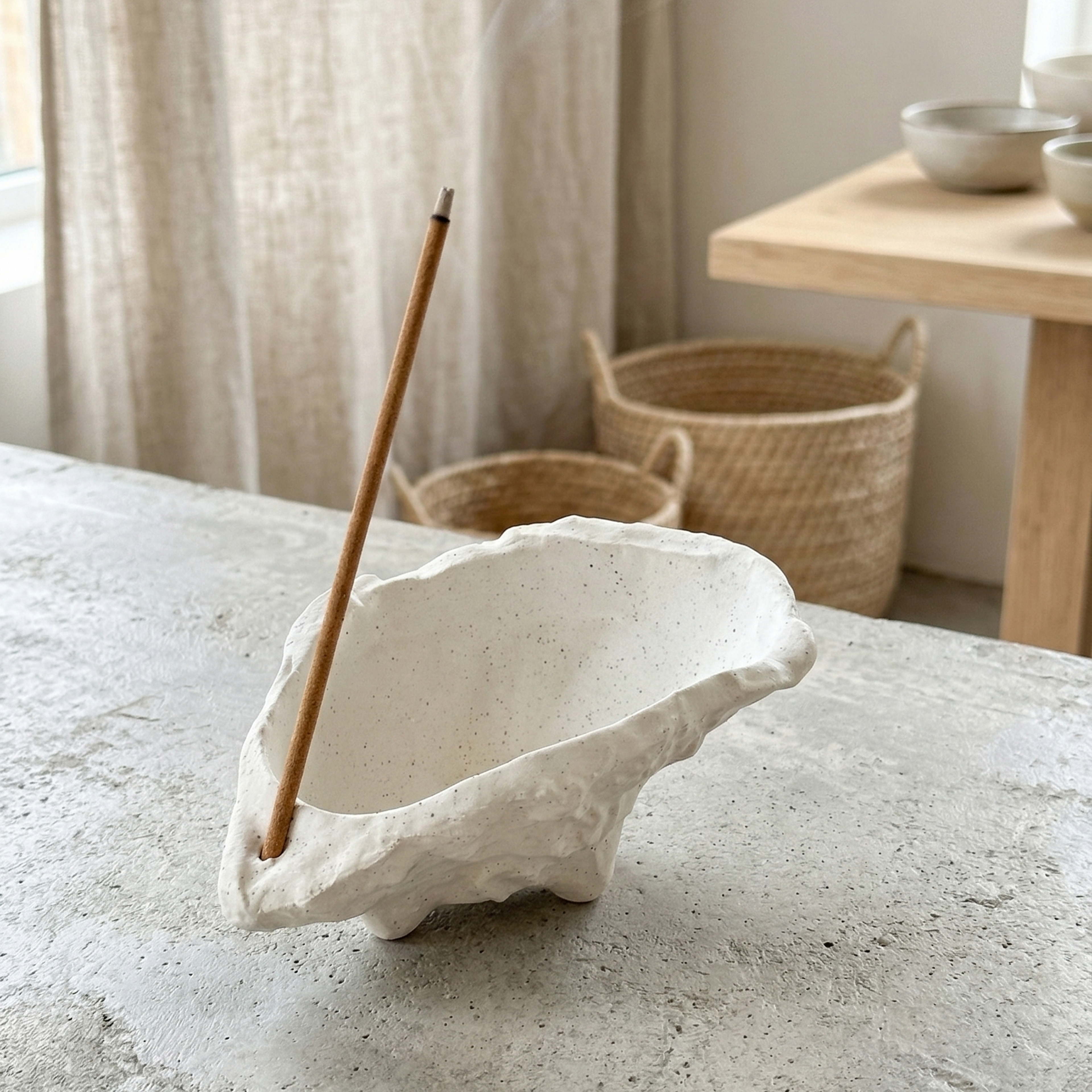 Oyster Ceramic Incense Holder — Full-Length Ash Catcher, Fits Sticks up to 3mm