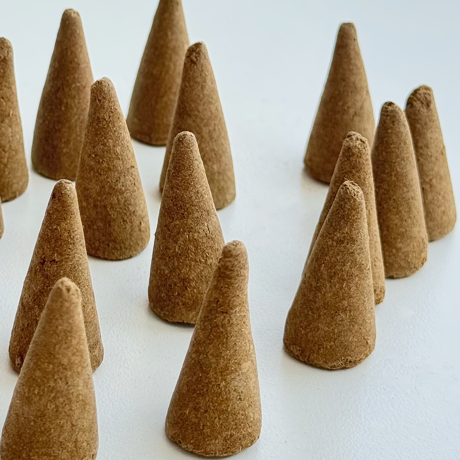 AETHER FLOW Blue Sage Incense Cones — Natural Space Cleansing Cones | Sweet Herbal Scent